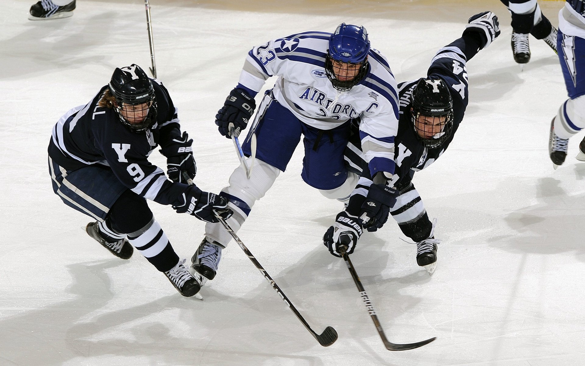 中国女篮用实力赢得世界掌声,中国女篮真棒